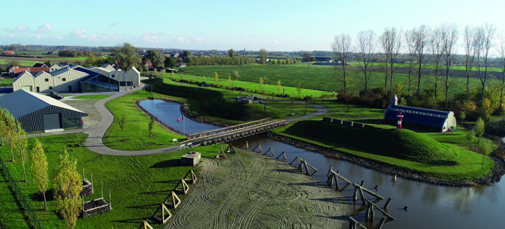 Drone beelden van het themapark over de Slag om de Schelde